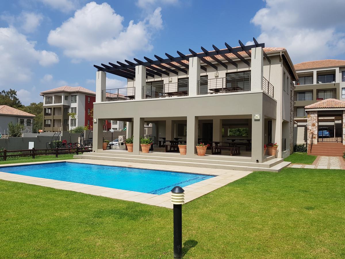 Nova Luxury Suites Lonehill Johannesburg Exterior foto