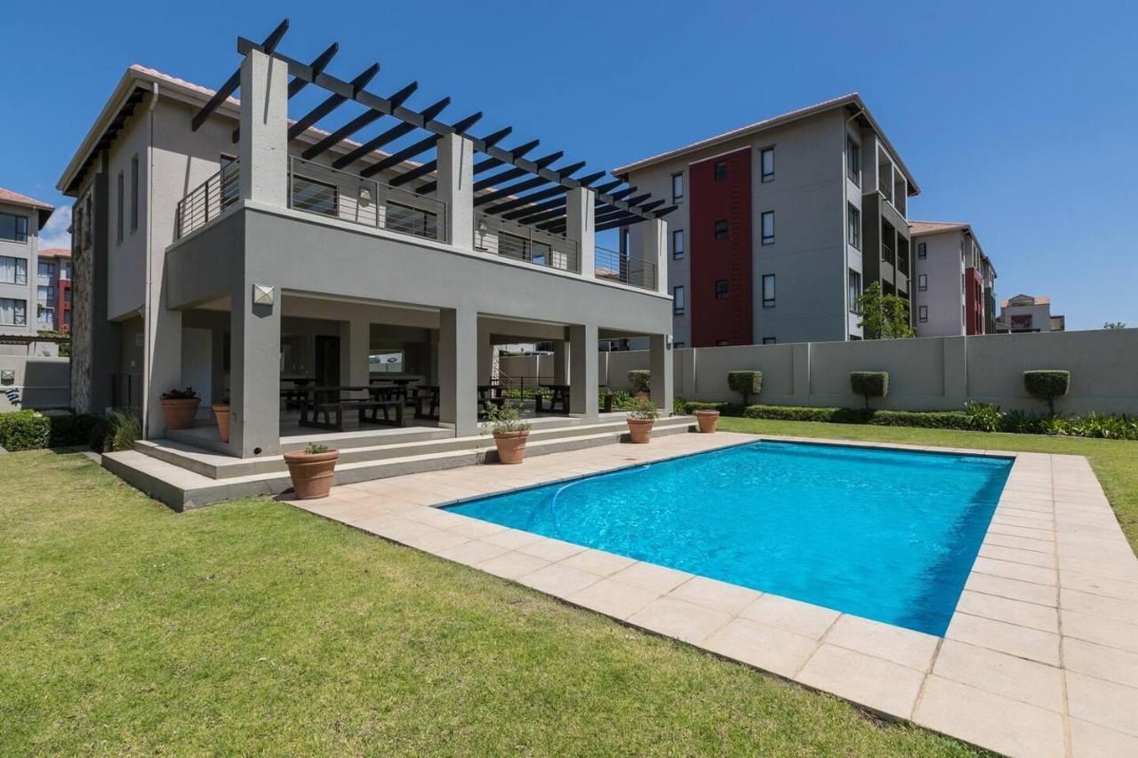 Nova Luxury Suites Lonehill Johannesburg Exterior foto
