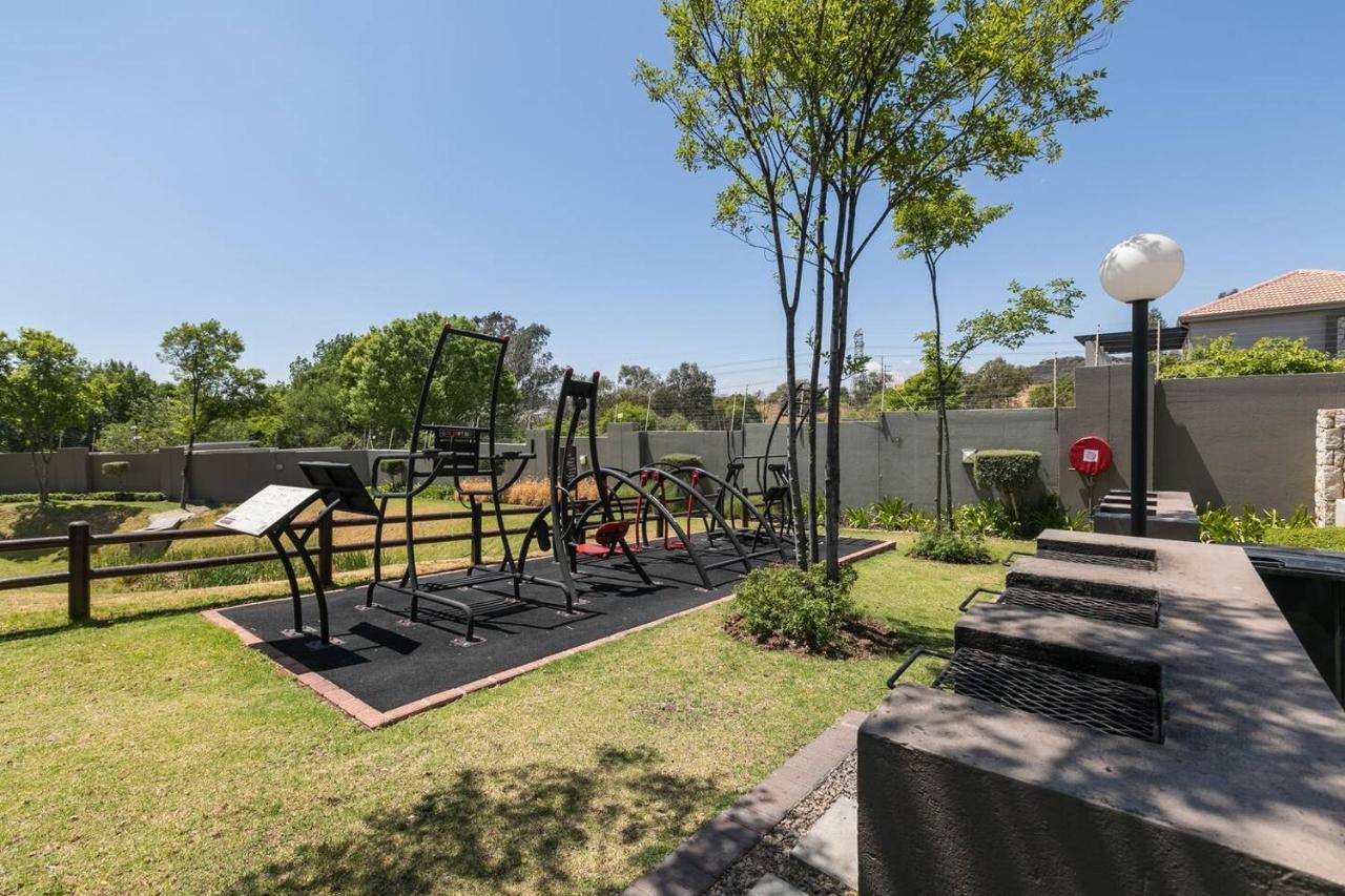 Nova Luxury Suites Lonehill Johannesburg Exterior foto